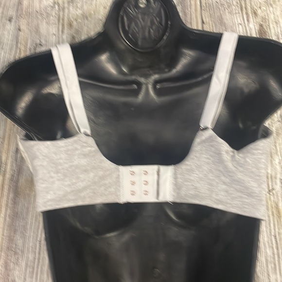 Nwt Le Mystere cotton touch wireless wire free gray white lace bra - Picture 4 of 4